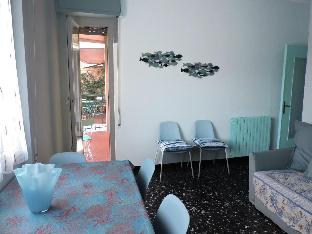 Biker'S Blue Cove Apartment Finale Ligure Bagian luar foto