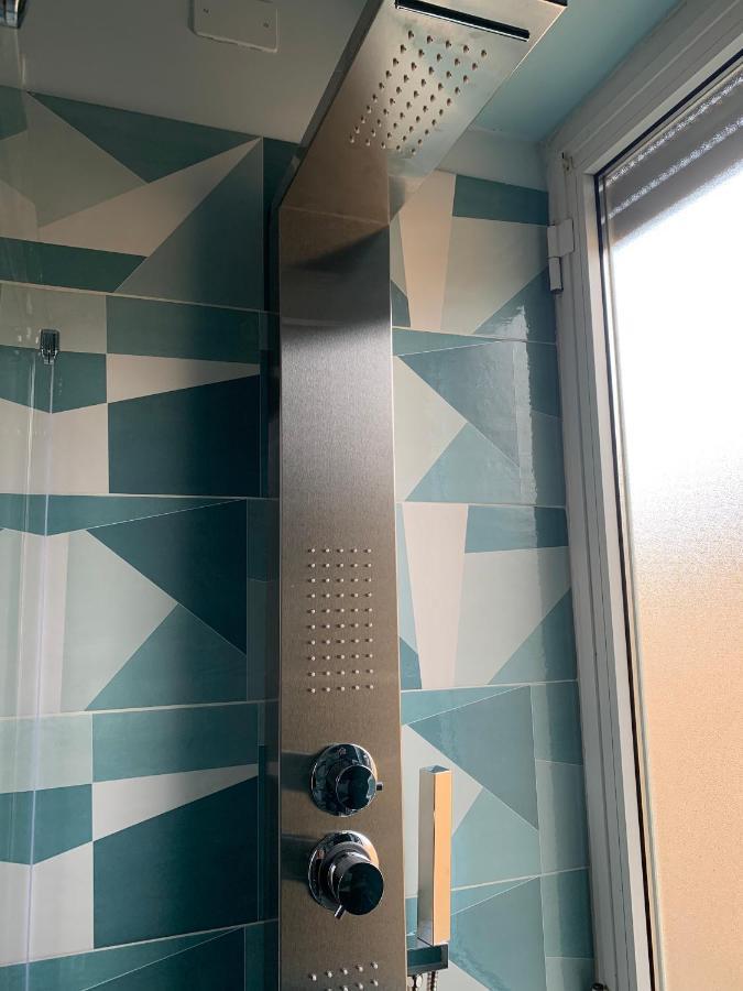 Biker'S Blue Cove Apartment Finale Ligure Bagian luar foto