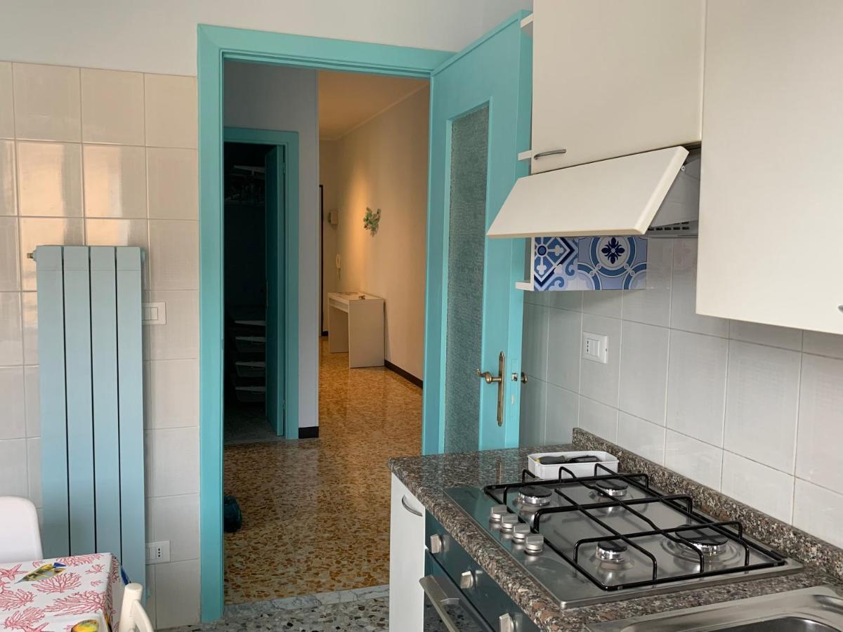 Biker'S Blue Cove Apartment Finale Ligure Bagian luar foto